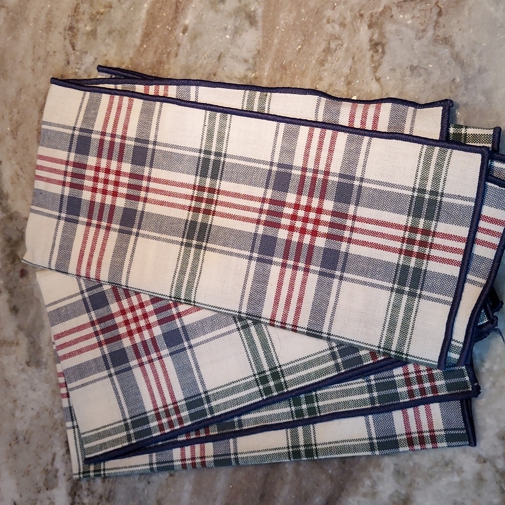 Longaberger market day plaid napkins